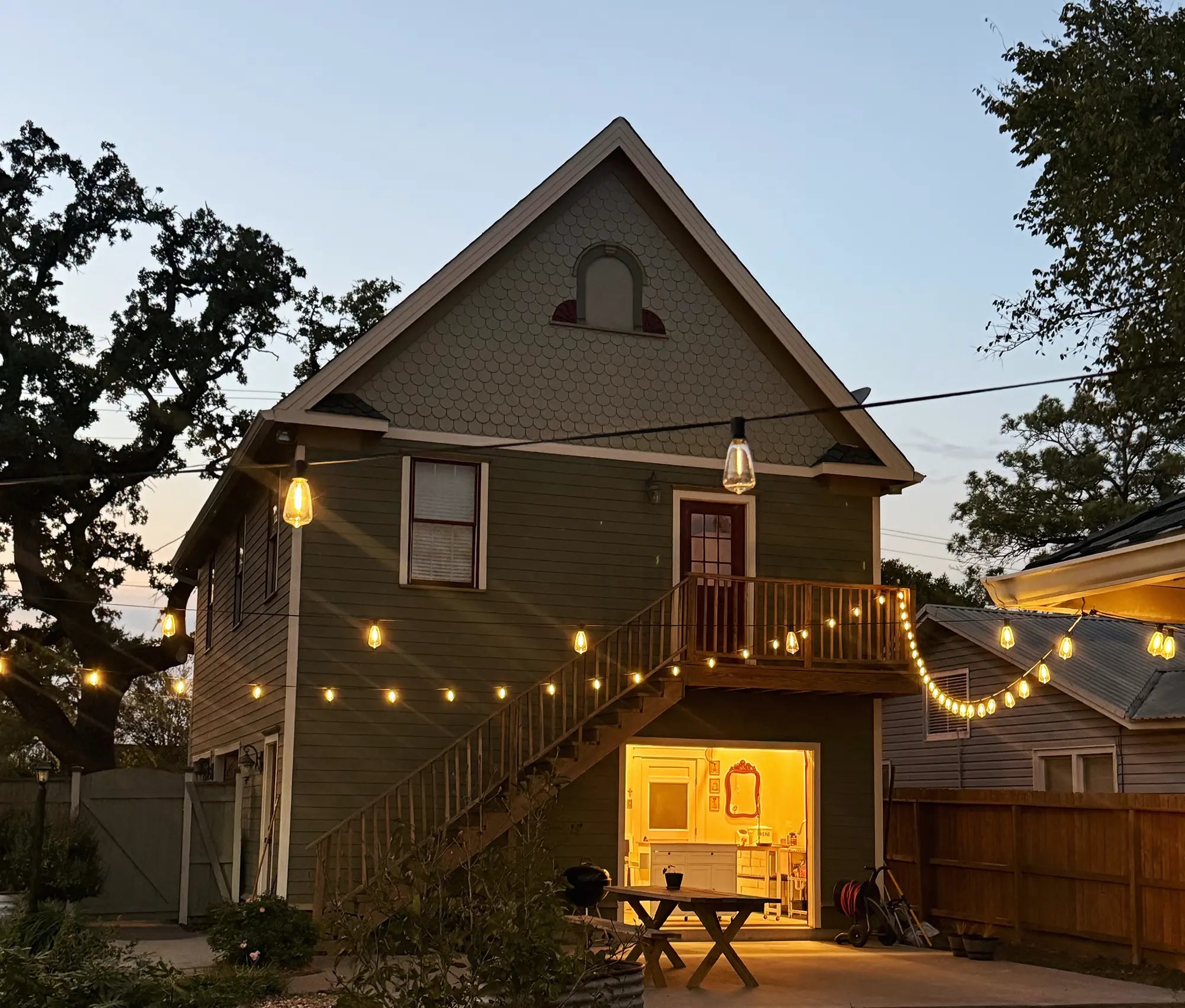  The bakehouse at dawn
